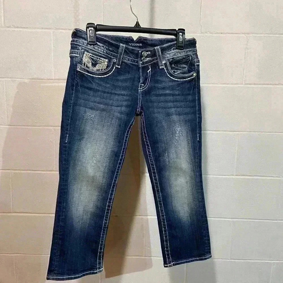Vigoss Jr/Women's Chelsea Capri 3/4 Medium Wash Distressed Embroidered Western - Picture 3 of 10